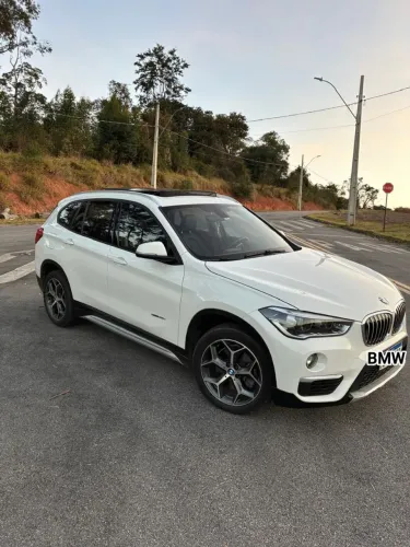 BMW X1 Sdrive 20I X-line 2.0 TB Active Flex 2018
