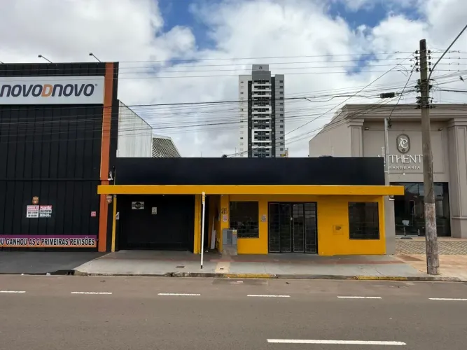 IMOVEL COMERCIAL PARA ALUGAR NO TIRADENTES
