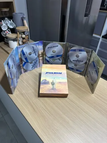 Box Star Wars: A Saga Completa em Blu-ray - 9 Discos (Episódios I a VI + Bônus)