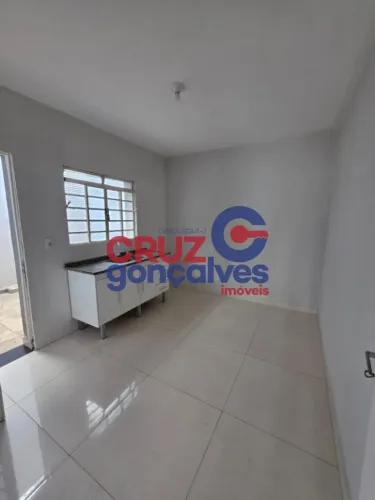 Linda Casa Padrão para venda na Vila Nova, Rio Claro - 2 Dormitórios e 2 Garagens