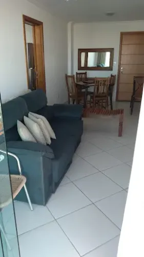 Apartamento com 1 dormitório para alugar, 70 m² por R$ 3.055,00/ano - Braga - Cabo Frio/RJ