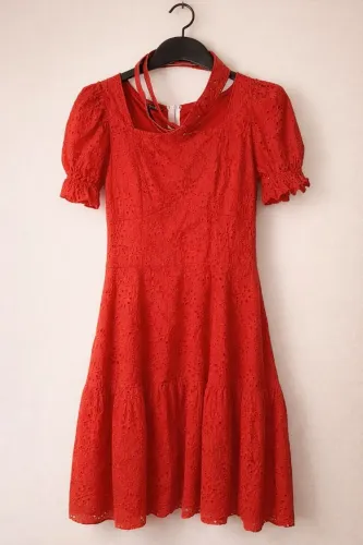 Vestido vermelho semi novo