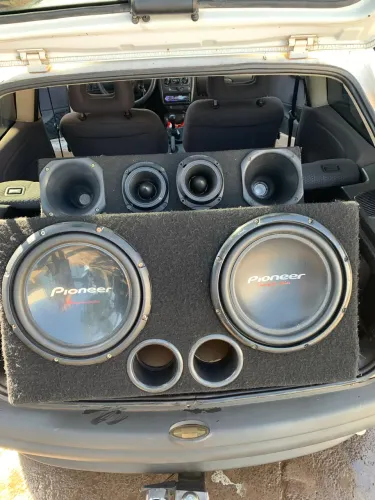 Som automotivo