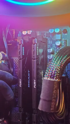 MEMÓRIA RAM KINGSTON FURY BEAST 16GB (2x8GB) 6000MHZ CL36 DDR5