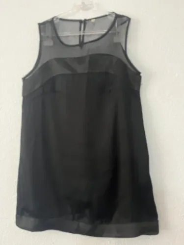 Baixou o preço! Vestido juvenil preto de seda com voil - 10/12 anos