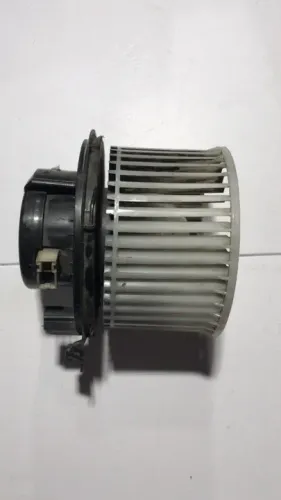 Ventilador interno tiida livina