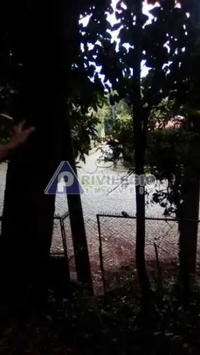 Terreno à venda na Gávea  935 m² em rua segura
