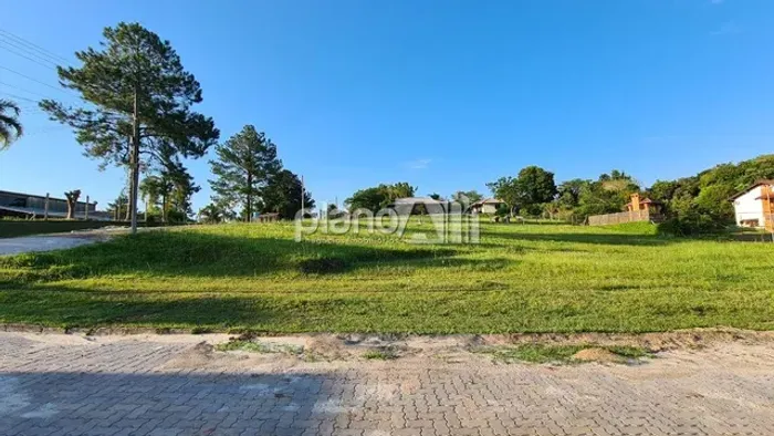 Terreno em condomínio Bosques do Sul à venda, com 2.500m², - Vila Imperial - Gravataí / RS