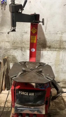 Máquina de Troca de Pneus Force Air 2000