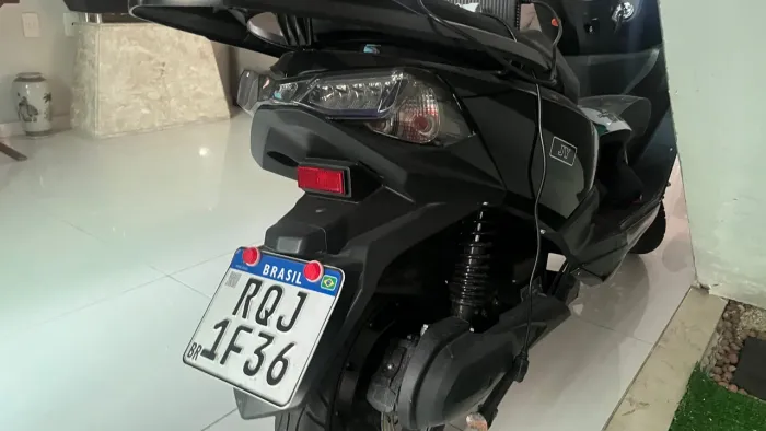 Moto elétrica JY 2022 emplacado 2024