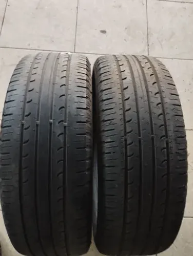 Par de pneus marca Goodyear aro 215/60/17