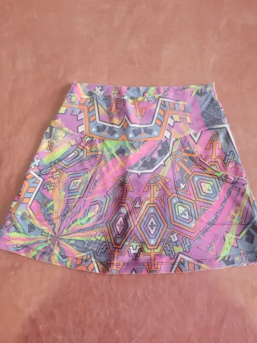 Shorts saia colorido tam M