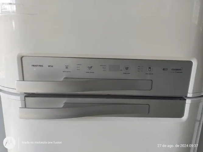 REFRIGERADOR ELECTROLUX DF 50 220V