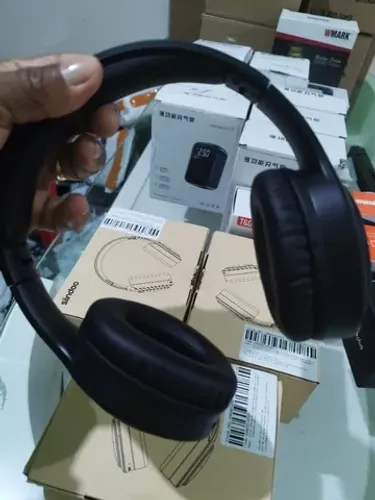 Fones de ouvido JH-919 Siindoo são recarregáveis. Bateria de 400mAh, 28 horas de tempo de