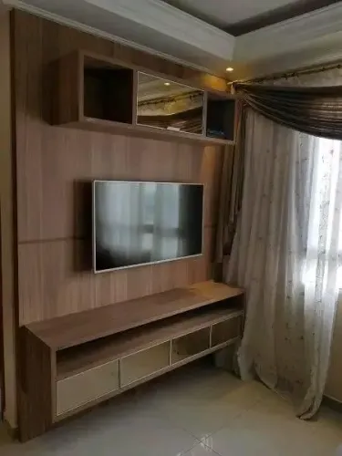 Painel de TV com Armário
