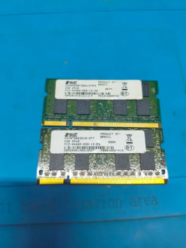 2x Memória DDR2 DE 2GB
