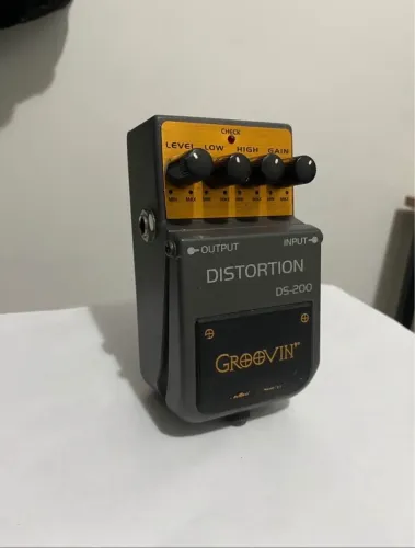 Pedal Distortion DS-200