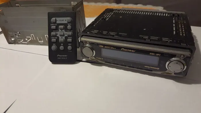 Toca cd PIONNER DEH-P4600MP 