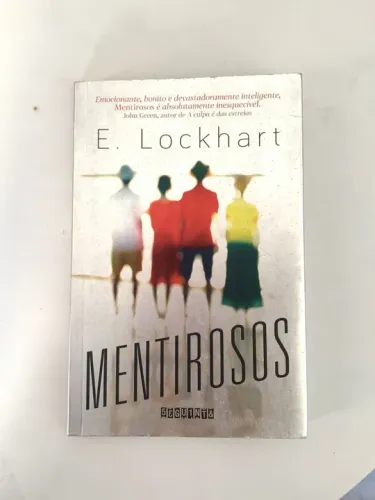 Livro MENTIROSOS - E. Lockhart