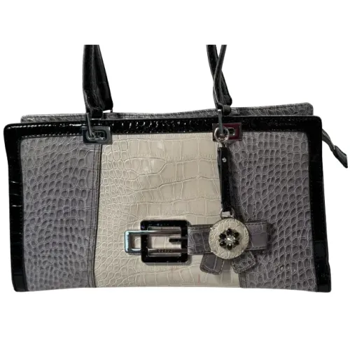 BOLSA GUESS COR CREME (USADA) 