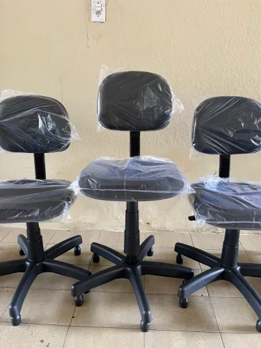 Cadeira de escritório para costura