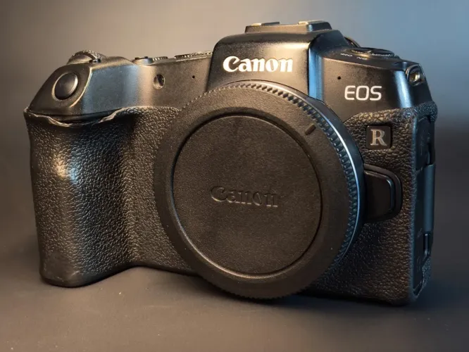 Camera Canon RP 