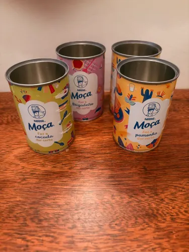 Latas colecionáveis Nestlé moça 