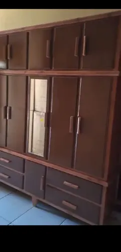 Guarda roupa novo de madeira triplex faço entrega grátis 2400