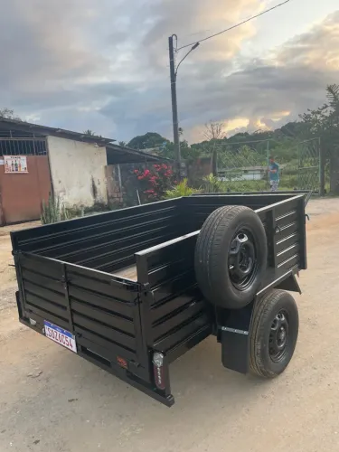 Reboque carretinha com acessórios 