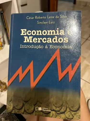 Livro Economia e Mercados
