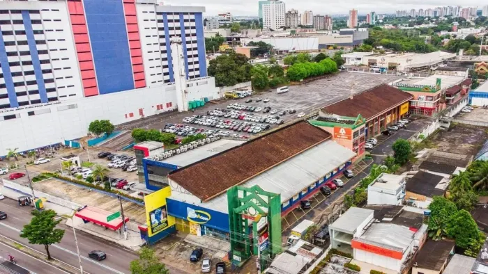 Casa Center Sala comercial 410m2 Avenida Constantino Nery Para Djalma Batista ao Lado Fame
