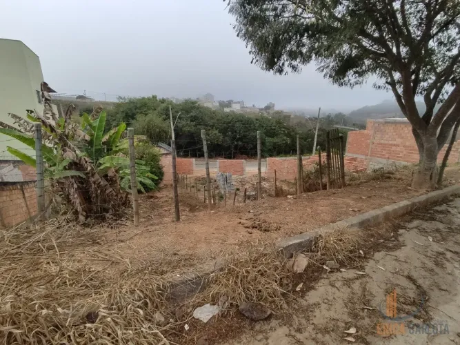 Lote a venda bairro São Marcos em Conselheiro Lafaiete MG