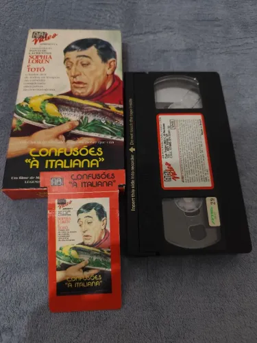 Confusões à Italiana - Com ficha