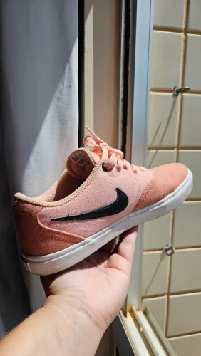 Tenis Nike SB Rosa