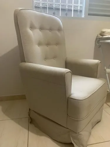 Baixou o preço!!! Poltrona de amamentação balanço