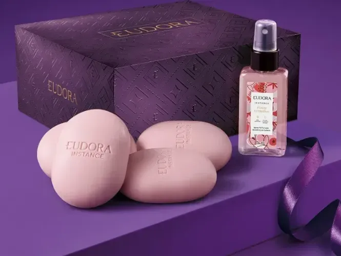 Kit Presente Eudora Instance Frutas Vermelhas - De R$ 64,98 por R$ 55,00