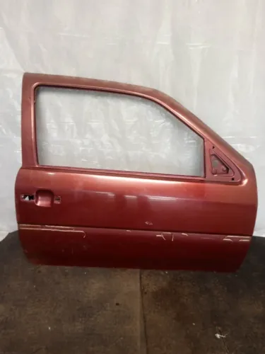 Porta Dianteira Direita Volkswagen Gol Bola 99-05 Vinho 