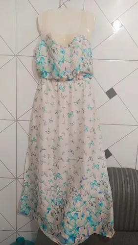 Vestido Longo Floral com Borboletas