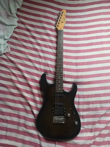 Guitarra Memphis by Tagima MG 260