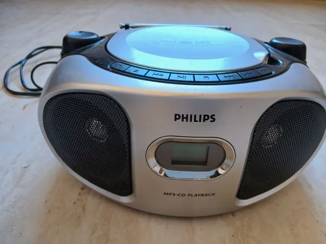Aparelho de som Philips.