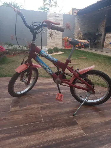 Bicicleta Infantil Hot Wheels