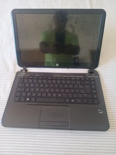 Notebook HP - Intel Core i3 com defeito 