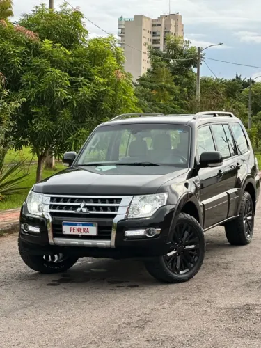 Mitsubishi Pajero HPE Full 3.2 4X4 T.i.dies. 5P AUT 2020