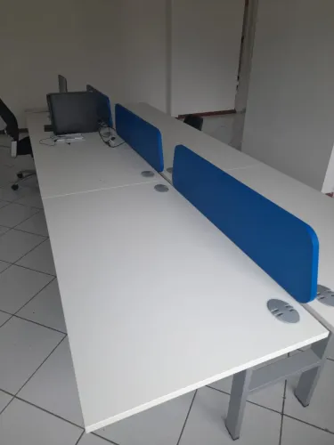 Mesa de Estação de trabalho  