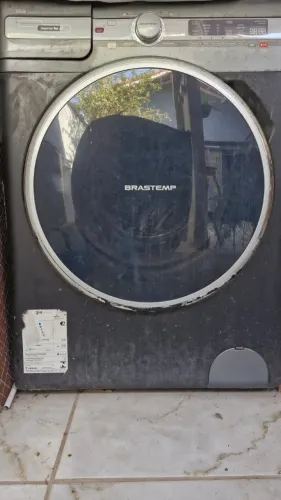 Lava e Seca Brastemp 10 kq ( com defeito)