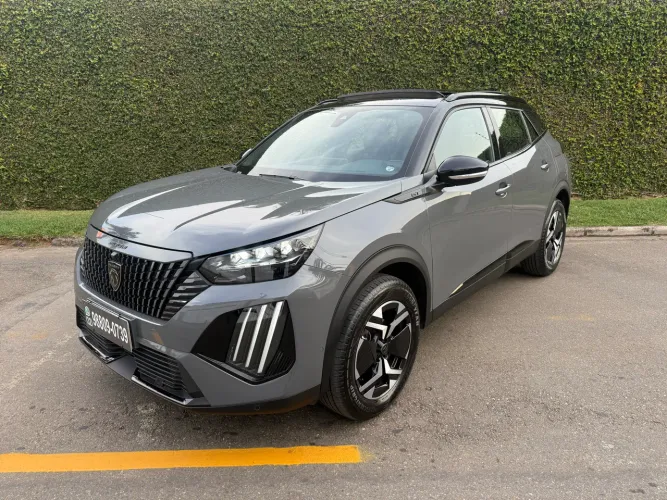 Peugeot 2008 GT 1.0 Turbo Flex Aut. 2025 Único dono (Teto Solar)
