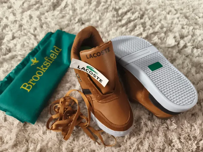 Tênis masculino Lacoste - Tamanho 41