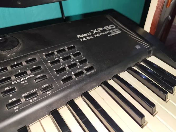Roland XP-60 Music Workstation