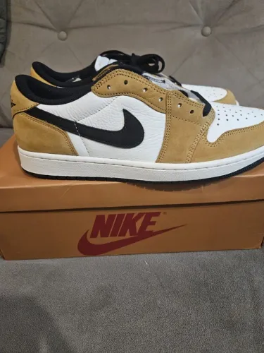 Air Jordan 1 Low OG Rookie of the Year