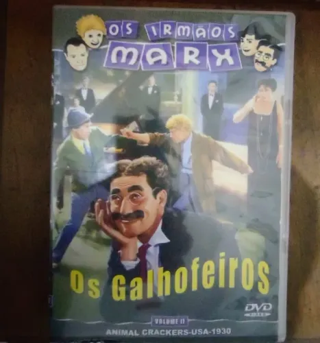 DVD Os Galhofeiros - Irmãos Marx
